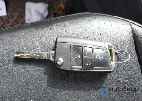 2020 Volkswagen Tiguan 2.0T Se/2.0T Se R-Line Black/2.0T Sel from USA, damaged, VIN 3VV2B7AX1LM086008